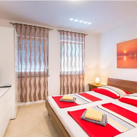 Loren - - Ground Floor Appartamento Medolino